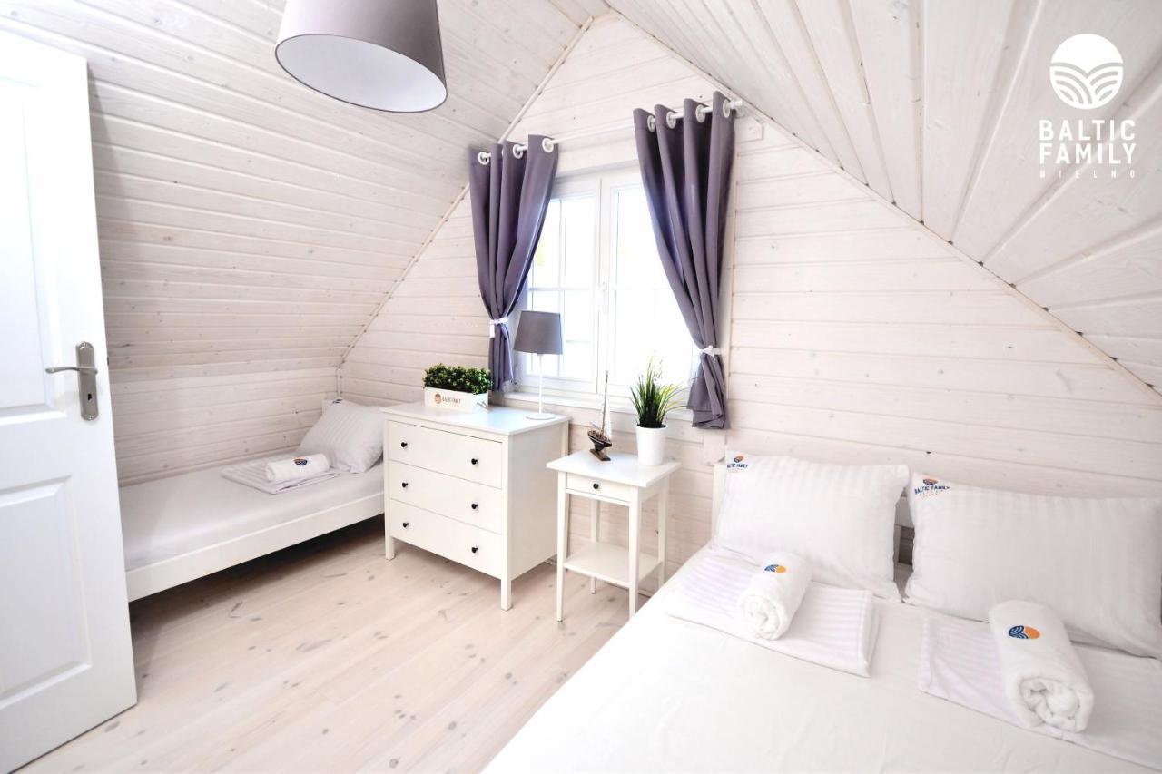 Domki Baltic Family Basen Kidsclub Rowery Mielno  Buitenkant foto