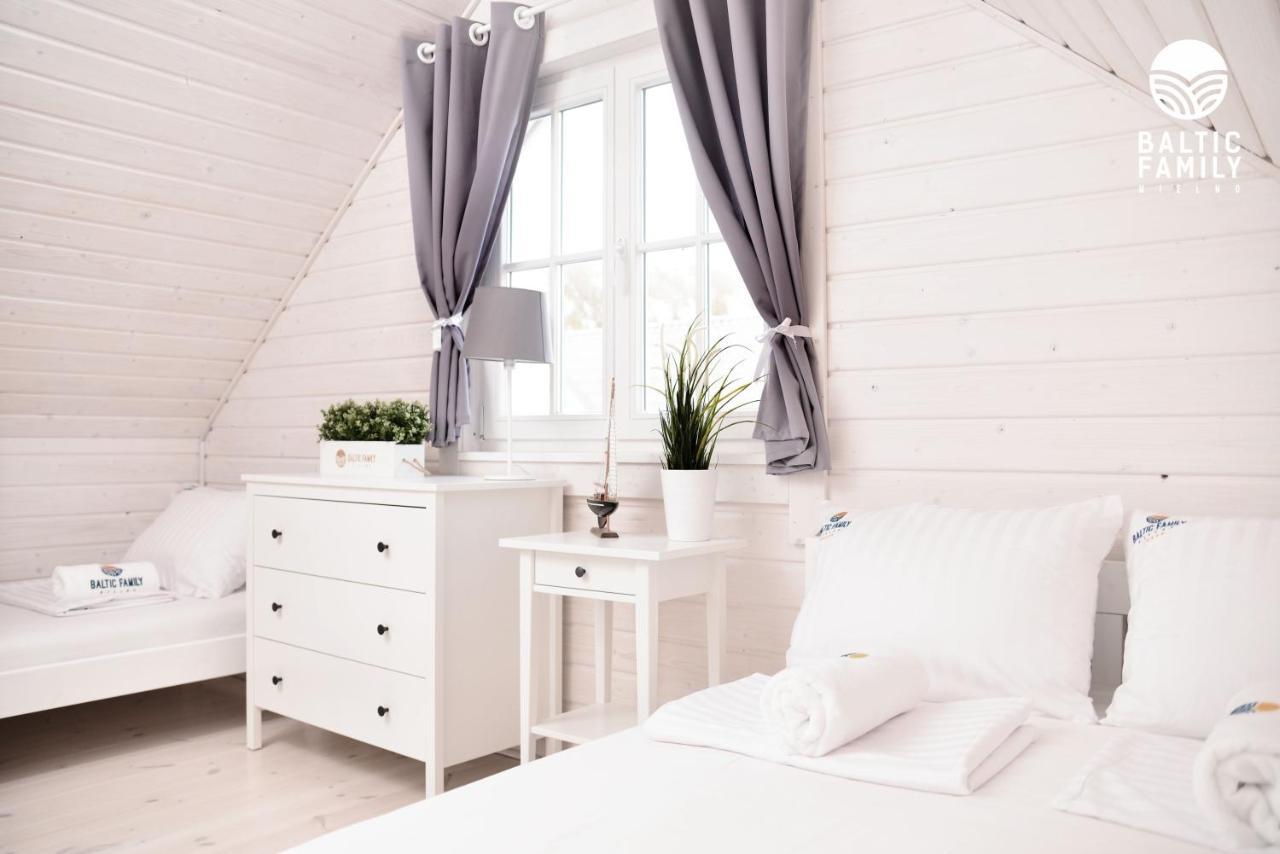Domki Baltic Family Basen Kidsclub Rowery Mielno  Buitenkant foto